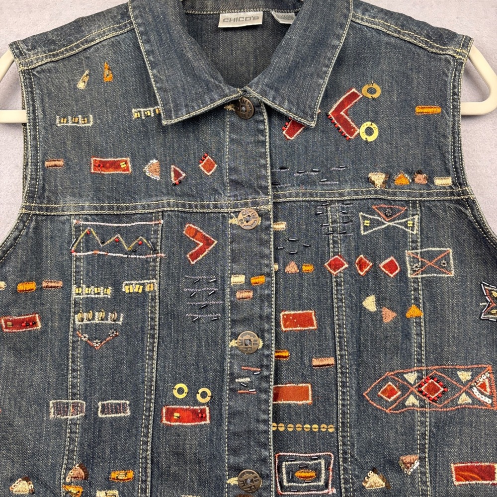 Chico's Denim Vest Womens 2 Large Embroidered Beaded Button Front Western - Picture 3 of 12
